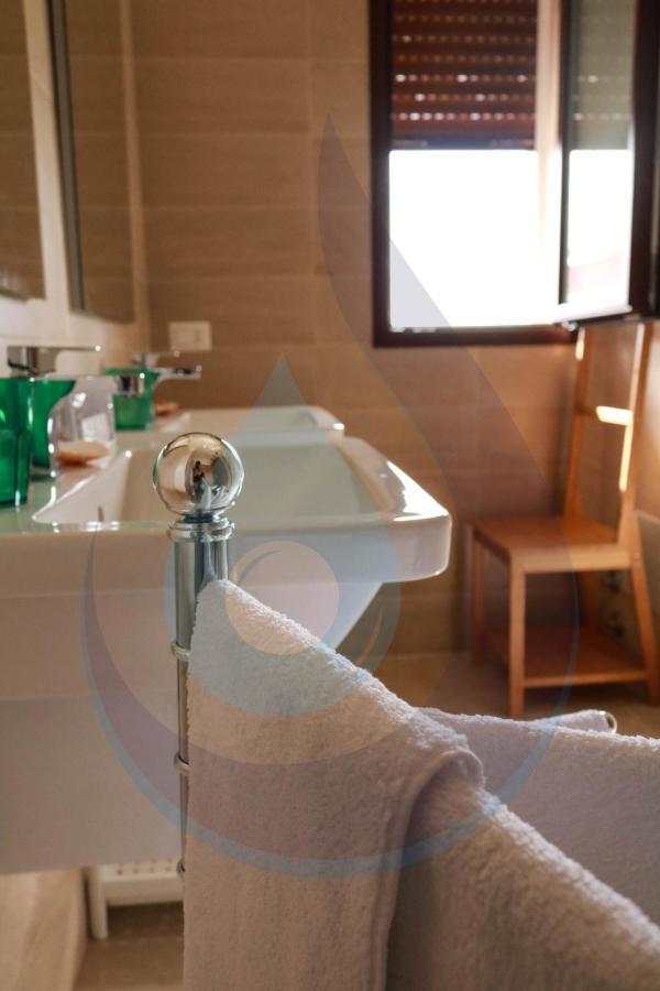 Acqua E Sale Avola Bed & Breakfast Bagian luar foto