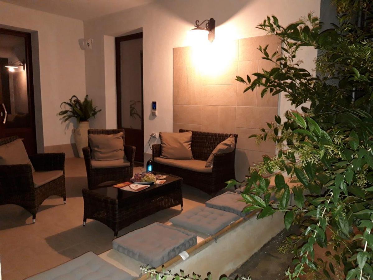 Acqua E Sale Avola Bed & Breakfast Bagian luar foto